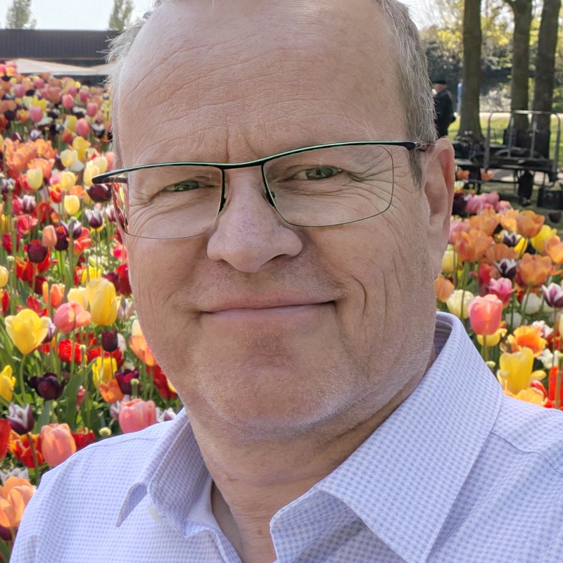 Dr. Ronald Scholten
